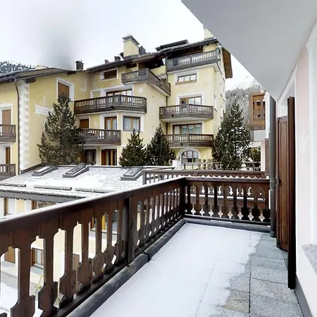 Appartement Corvatsch 2/23 *